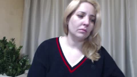 Mari online show from 04/25/26, 09:01