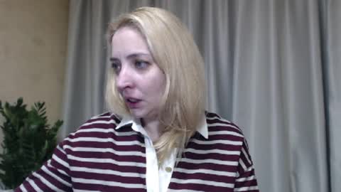 Mari online show from 05/01/26, 04:44