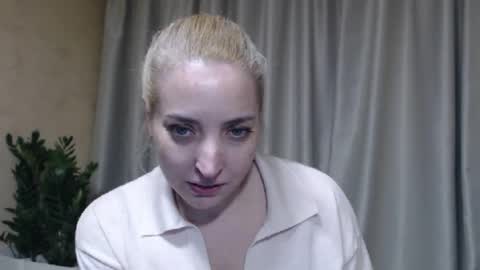 Mari online show from 05/06/26, 04:12