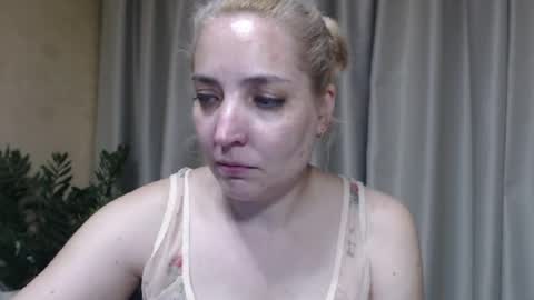 Mari online show from 06/24/26, 04:06