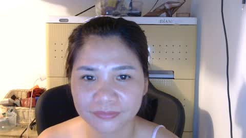 Snapshot of oinjer09 chatting on 06/05/26, 06:52 oinjer09 online show from 06/05/26, 06:52