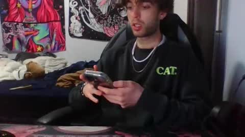 Snapshot of oistadcameron chatting on 04/11/26, 03:55 Cam0819 online show from 04/11/26, 03:55