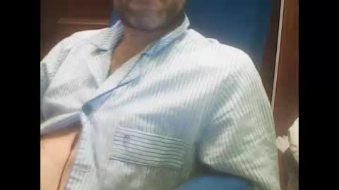 Snapshot of ojosverdess30 chatting on 12/15/24, 09:20 ojosverdess30 online show from 12/15/24, 09:20