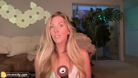 Snapshot of ok_cassidy chatting on 06/12/26, 03:16 ok_cassidy online show from 06/12/26, 03:16
