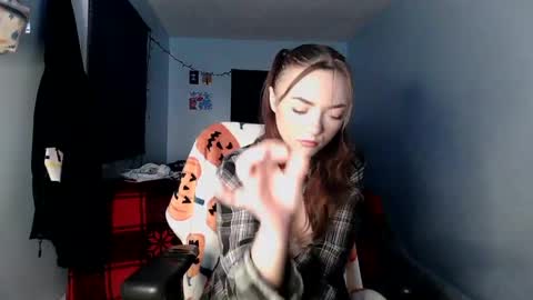Alley asian bratty online show from 09/17/25, 12:34