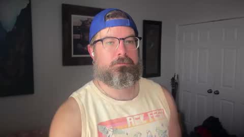 Snapshot of okayiguess chatting on 11/14/25, 07:12 okayiguess online show from 11/14/25, 07:12