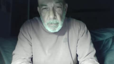 Snapshot of old_bald63 chatting on 11/26/25, 08:15 old_bald63 online show from 11/26/25, 08:15