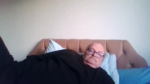 old_fkr online show from 01/16/25, 04:18