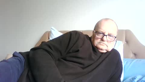 old_fkr online show from 02/13/25, 11:39