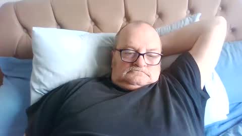 old_fkr online show from 02/20/25, 10:27