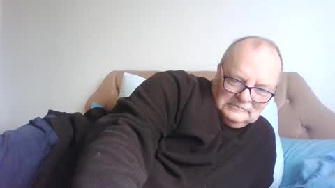 old_fkr online show from 02/22/25, 10:18