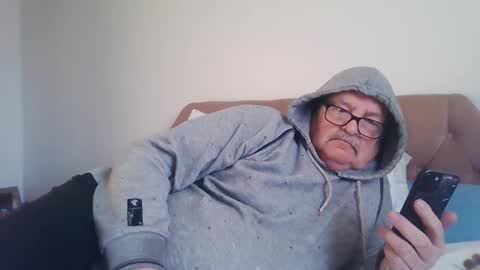 old_fkrr_ online show from 11/24/25, 12:38