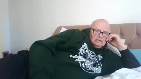 old_fkrr_ online show from 11/30/25, 11:14