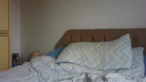Snapshot of old_fkrr_ chatting on 12/22/25, 11:07 old_fkrr_ online show from 12/22/25, 11:07