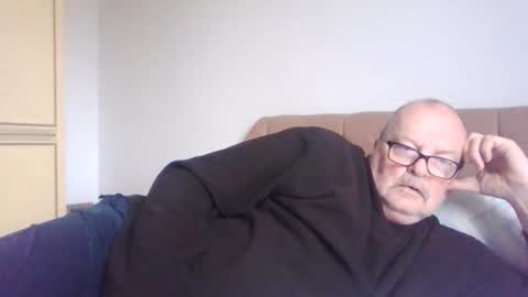Snapshot of old_fkrr_ chatting on 02/02/26, 12:48 old_fkrr_ online show from 02/02/26, 12:48