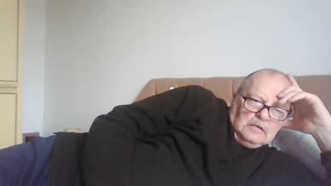 Snapshot of old_fkrr_ chatting on 02/09/26, 11:25 old_fkrr_ online show from 02/09/26, 11:25