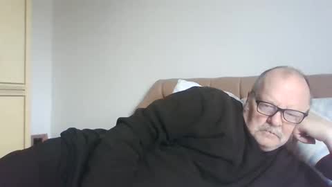 Snapshot of old_fkrr_ chatting on 02/12/26, 11:16 old_fkrr_ online show from 02/12/26, 11:16