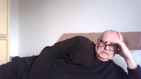 Snapshot of old_fkrr_ chatting on 02/21/26, 11:55 old_fkrr_ online show from 02/21/26, 11:55