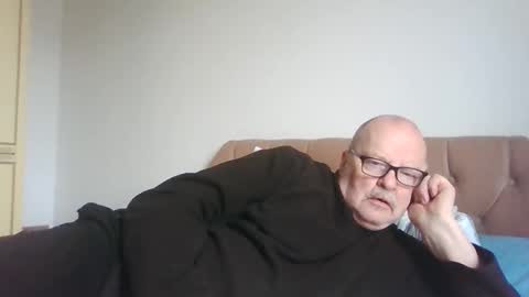 Snapshot of old_fkrr_ chatting on 02/27/26, 09:53 old_fkrr_ online show from 02/27/26, 09:53