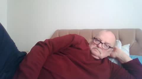 Snapshot of old_fkrr_ chatting on 03/13/26, 04:02 old_fkrr_ online show from 03/13/26, 04:02