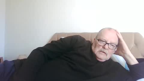 Snapshot of old_fkrr_ chatting on 03/14/26, 09:37 old_fkrr_ online show from 03/14/26, 09:37
