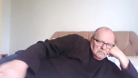 Snapshot of old_fkrr_ chatting on 05/06/26, 10:20 old_fkrr_ online show from 05/06/26, 10:20