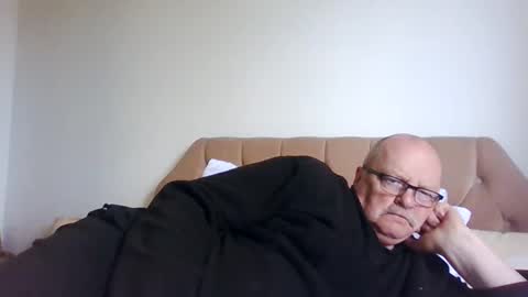 Snapshot of old_fkrr_ chatting on 05/29/26, 08:56 old_fkrr_ online show from 05/29/26, 08:56