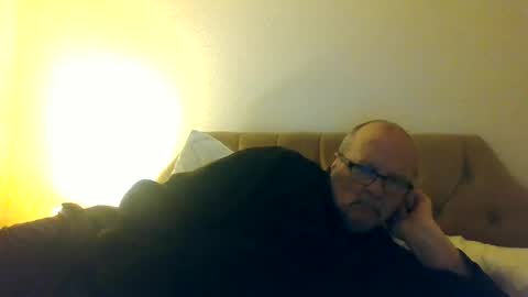 Snapshot of old_fkrr_ chatting on 06/19/26, 02:27 old_fkrr_ online show from 06/19/26, 02:27