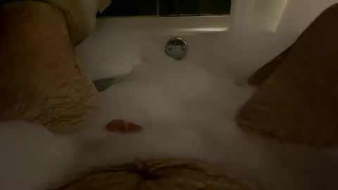 Snapshot of oldbones2 chatting on 01/05/25, 01:56 oldbones2 online show from 01/05/25, 01:56