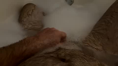 Snapshot of oldbones2 chatting on 12/01/25, 01:54 oldbones2 online show from 12/01/25, 01:54