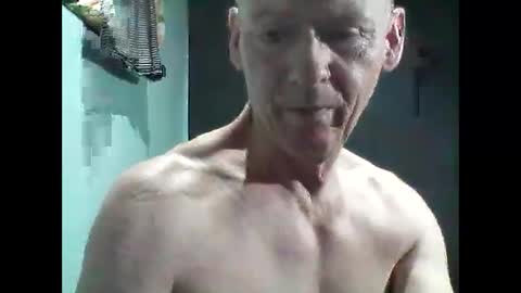 Snapshot of oldbuthorny62 chatting on 02/21/25, 12:27 oldbuthorny62 online show from 02/21/25, 12:27