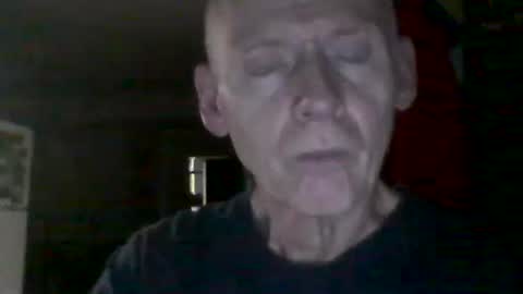 Snapshot of oldbuthorny62 chatting on 10/21/25, 06:03 oldbuthorny62 online show from 10/21/25, 06:03