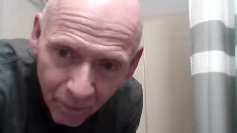 Snapshot of oldbuthorny62 chatting on 10/23/25, 05:07 oldbuthorny62 online show from 10/23/25, 05:07