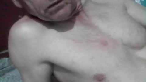 Snapshot of oldbuthorny62 chatting on 12/18/25, 01:55 oldbuthorny62 online show from 12/18/25, 01:55