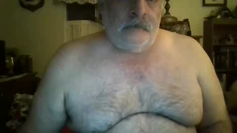 Snapshot of oldcockforyngladies chatting on 02/18/25, 09:21 oldcockforyngladies online show from 02/18/25, 09:21