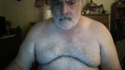 Snapshot of oldcockforyngladies chatting on 01/06/26, 09:57 oldcockforyngladies online show from 01/06/26, 09:57