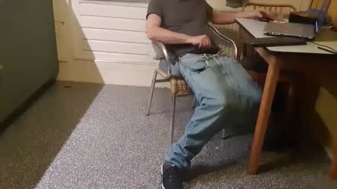 Snapshot of oldersagger chatting on 02/20/25, 06:46 oldersagger online show from 02/20/25, 06:46