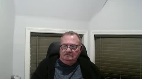 Snapshot of oldguybigd chatting on 04/21/26, 03:35 oldguybigd online show from 04/21/26, 03:35