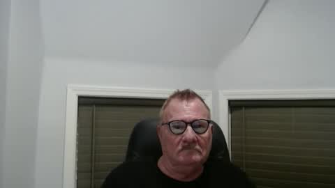 Snapshot of oldguybigd chatting on 04/25/26, 06:16 oldguybigd online show from 04/25/26, 06:16
