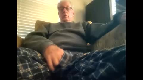 oldsubman online show from 02/12/25, 12:44