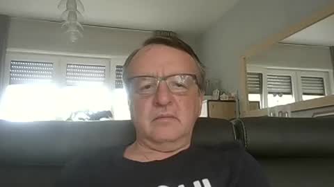 Snapshot of oldtimer160162493 chatting on 06/30/26, 12:50 oldtimer160162493 online show from 06/30/26, 12:50