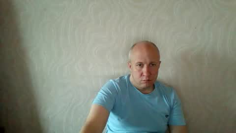 Snapshot of oleg365 chatting on 11/05/25, 08:36 figaro online show from 11/05/25, 08:36