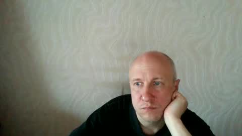 Snapshot of oleg365 chatting on 04/03/26, 12:36 figaro online show from 04/03/26, 12:36