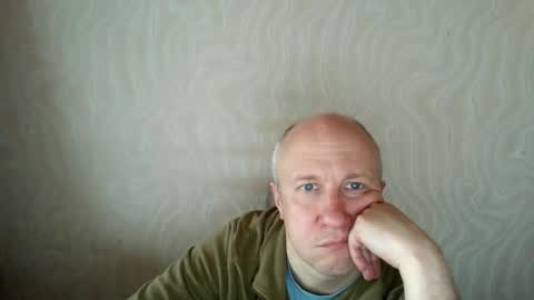 Snapshot of oleg365 chatting on 04/30/26, 10:21 figaro online show from 04/30/26, 10:21