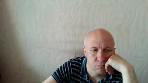 Snapshot of oleg365 chatting on 05/06/26, 10:09 figaro online show from 05/06/26, 10:09