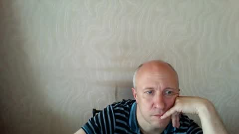 Snapshot of oleg365 chatting on 06/03/26, 11:13 figaro online show from 06/03/26, 11:13