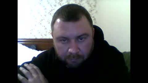 Snapshot of olegvvvvv chatting on 01/04/25, 04:00 olegvvvvv online show from 01/04/25, 04:00
