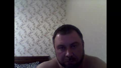 Snapshot of olegvvvvv chatting on 10/22/25, 09:47 olegvvvvv online show from 10/22/25, 09:47