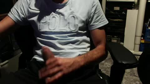 Snapshot of oletupolla chatting on 05/13/26, 01:47 oletupolla online show from 05/13/26, 01:47
