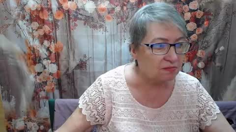 Snapshot of olgaluck chatting on 03/24/26, 06:18 OlgaLuck online show from 03/24/26, 06:18